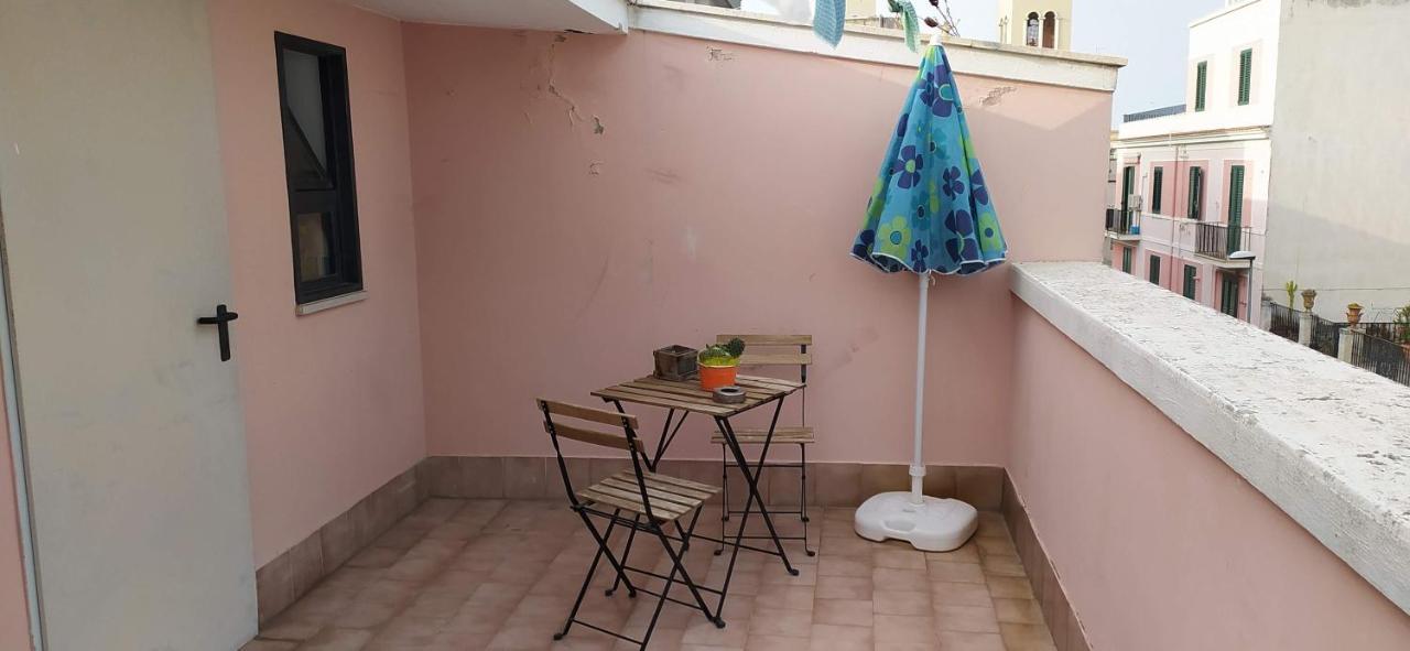 Via Pisa 20 Mansarda Apartment Bari Exterior photo